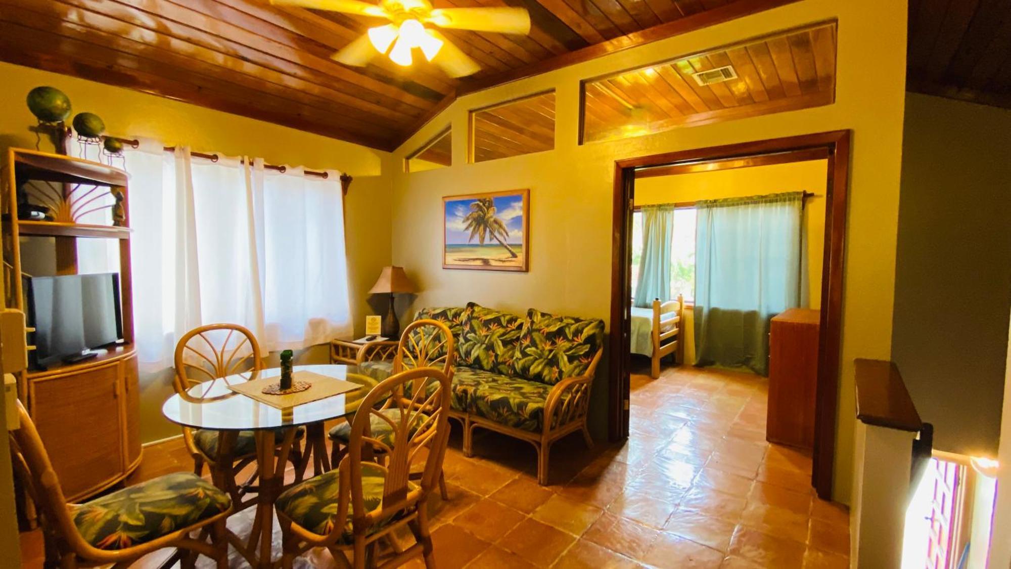 Tradewinds Paradise Villas San Pedro  Εξωτερικό φωτογραφία