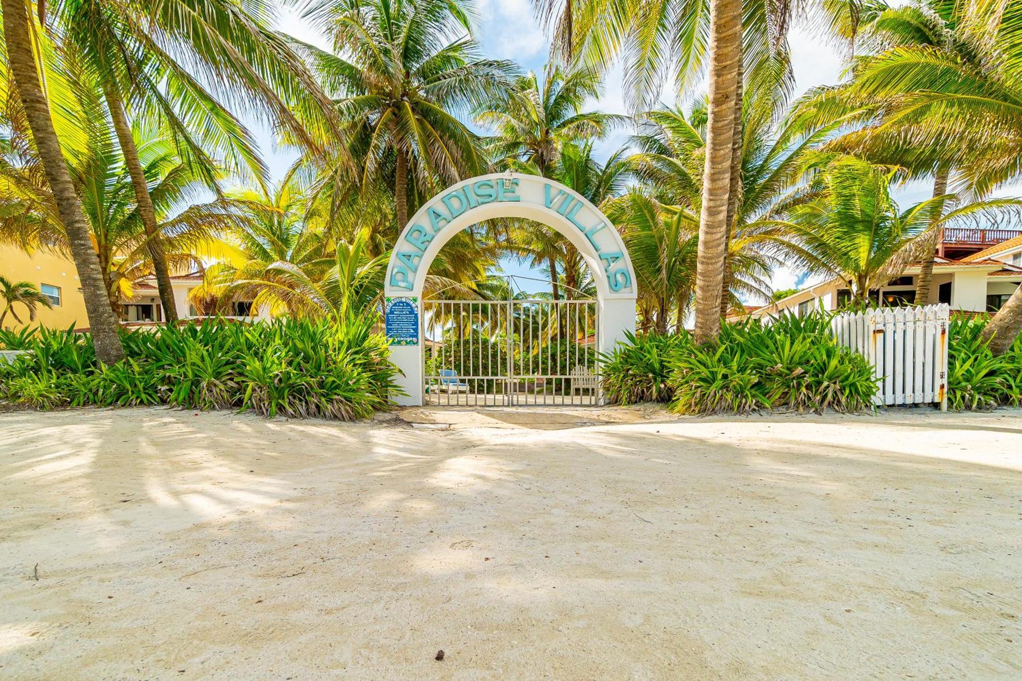 Tradewinds Paradise Villas San Pedro  Εξωτερικό φωτογραφία